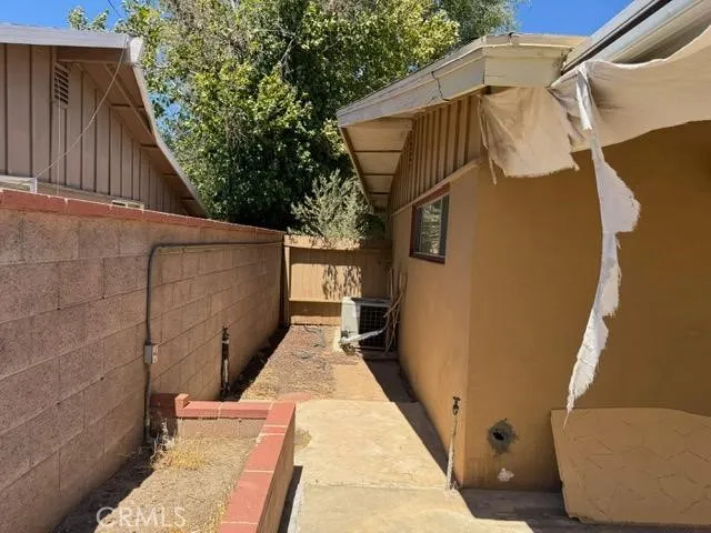 1118 E Avenue J3, Lancaster, California 93535 home-pic-14